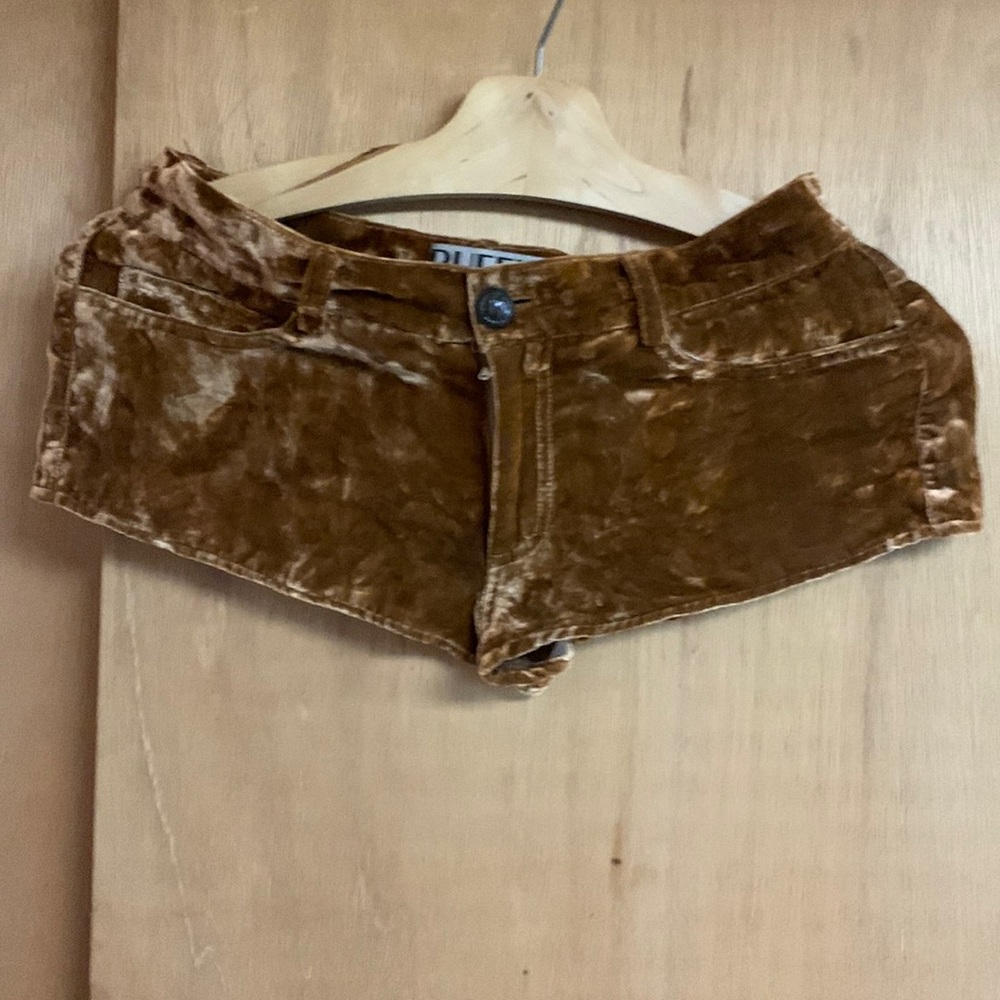 Ruffian shorts